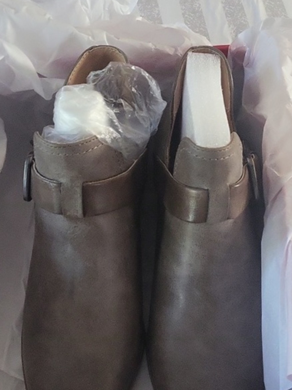 Women's Slip-On Leather Booties in Brown